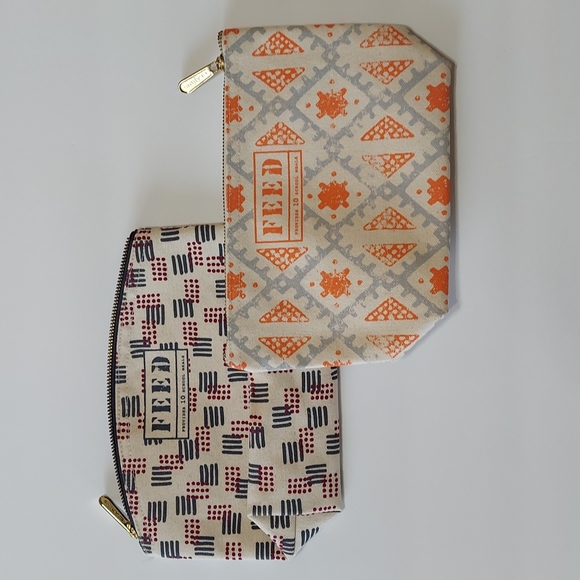 2 NWOT Cosmetic Bags by Clarins - Picture 1 of 3